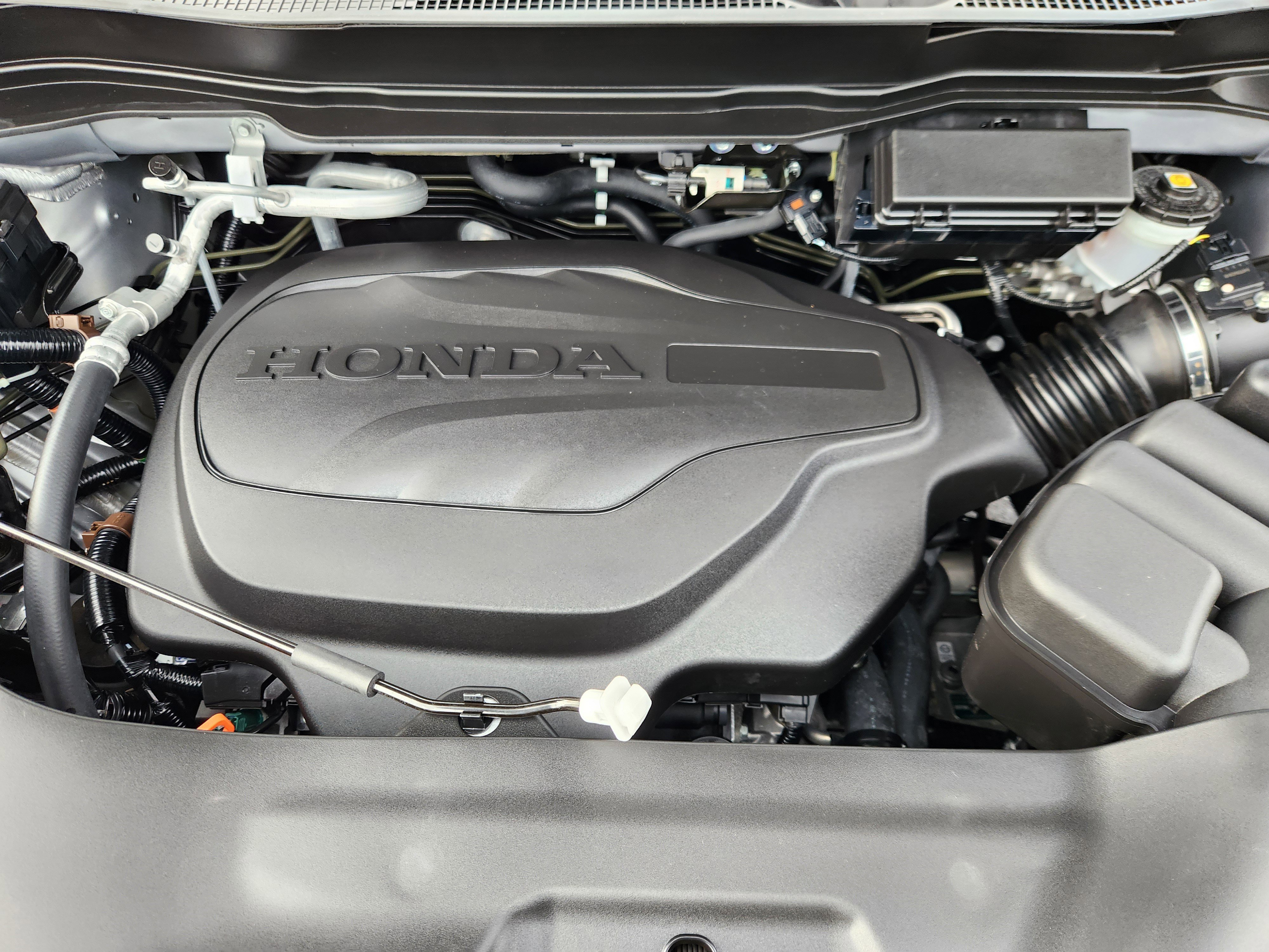 Certified 2025 Honda Passport EX-L image 17