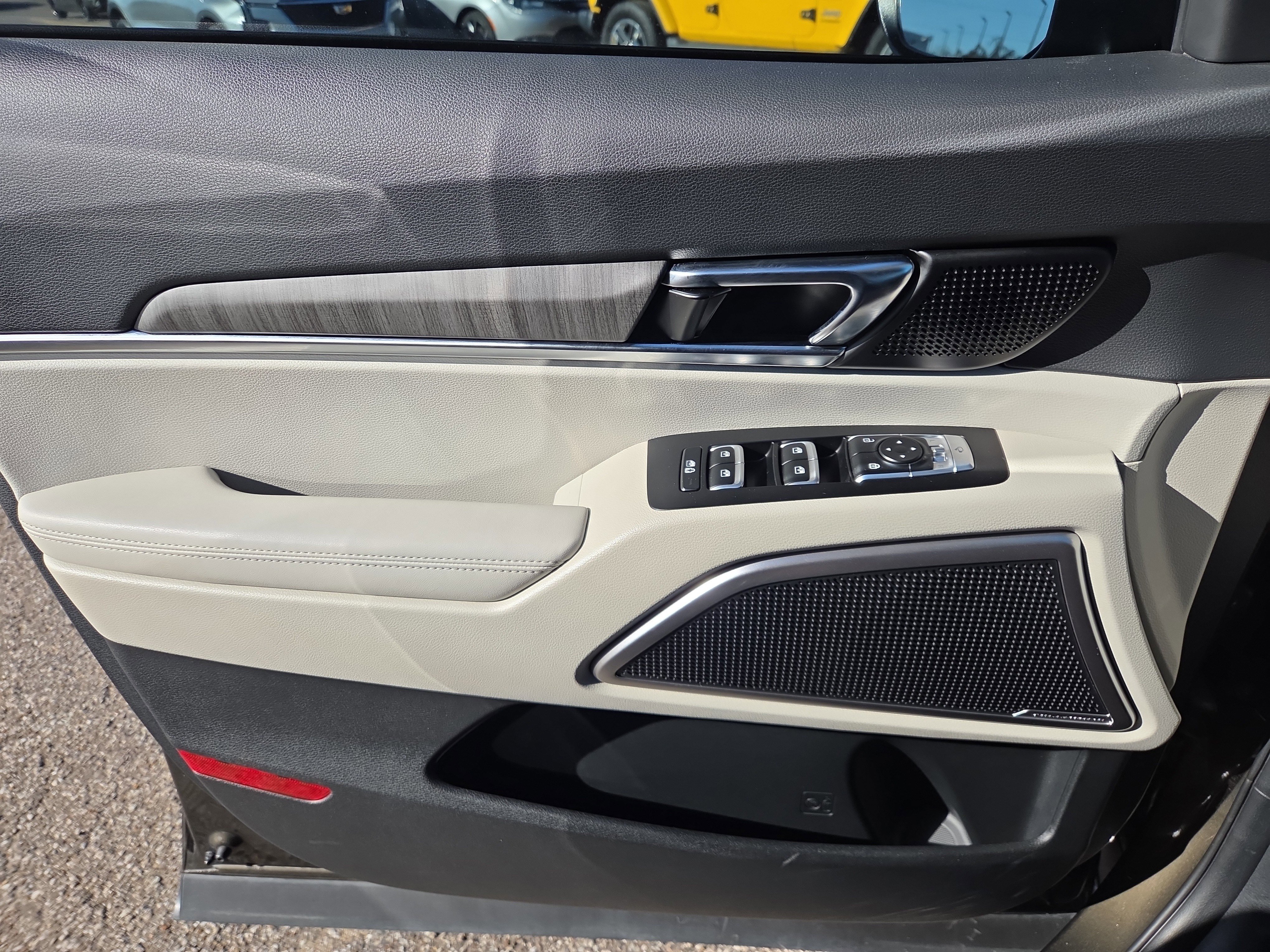 Used 2023 Kia Telluride S w/ S Sunroof Package image 10