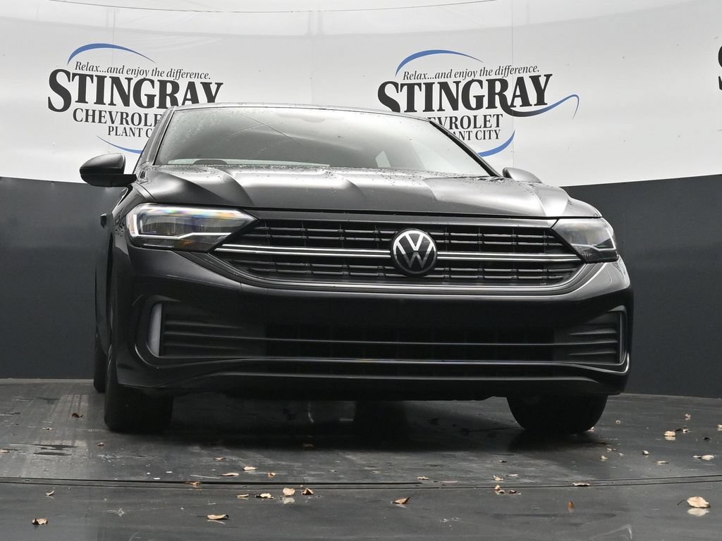 Used 2023 Volkswagen Jetta Sport FWD image 27