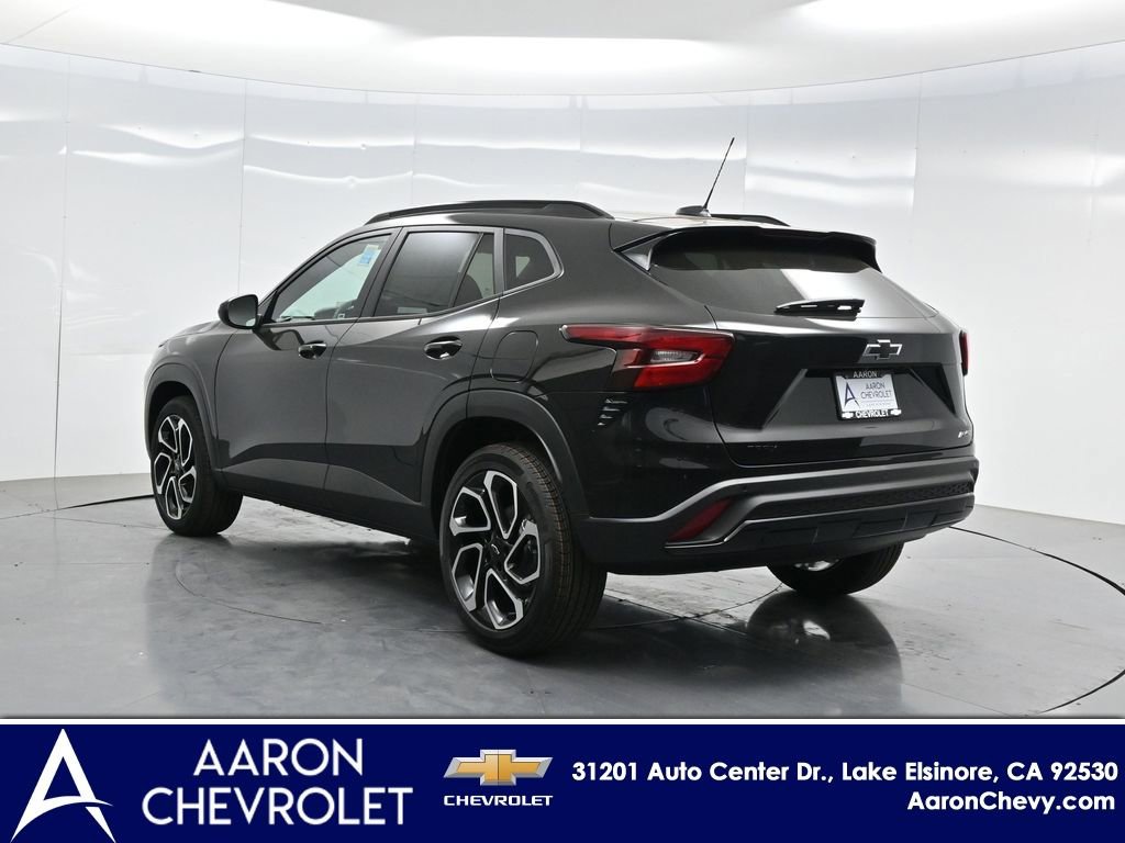 New 2026 Chevrolet Trax RS w/ Driver Confidence Package FWD image 5