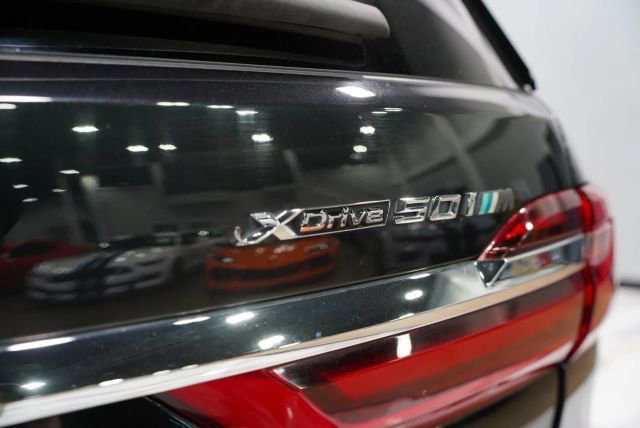 Used 2019 BMW X7 xDrive50i w/ Dynamic Handling Package AWD/4WD image 9