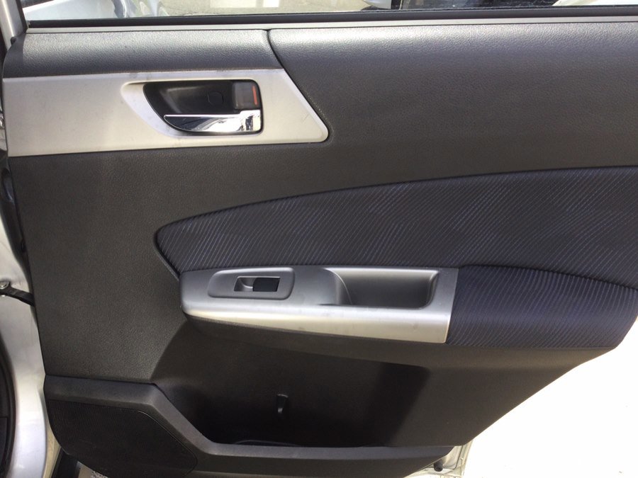Used 2010 Subaru Forester 2.5X Premium AWD/4WD image 15