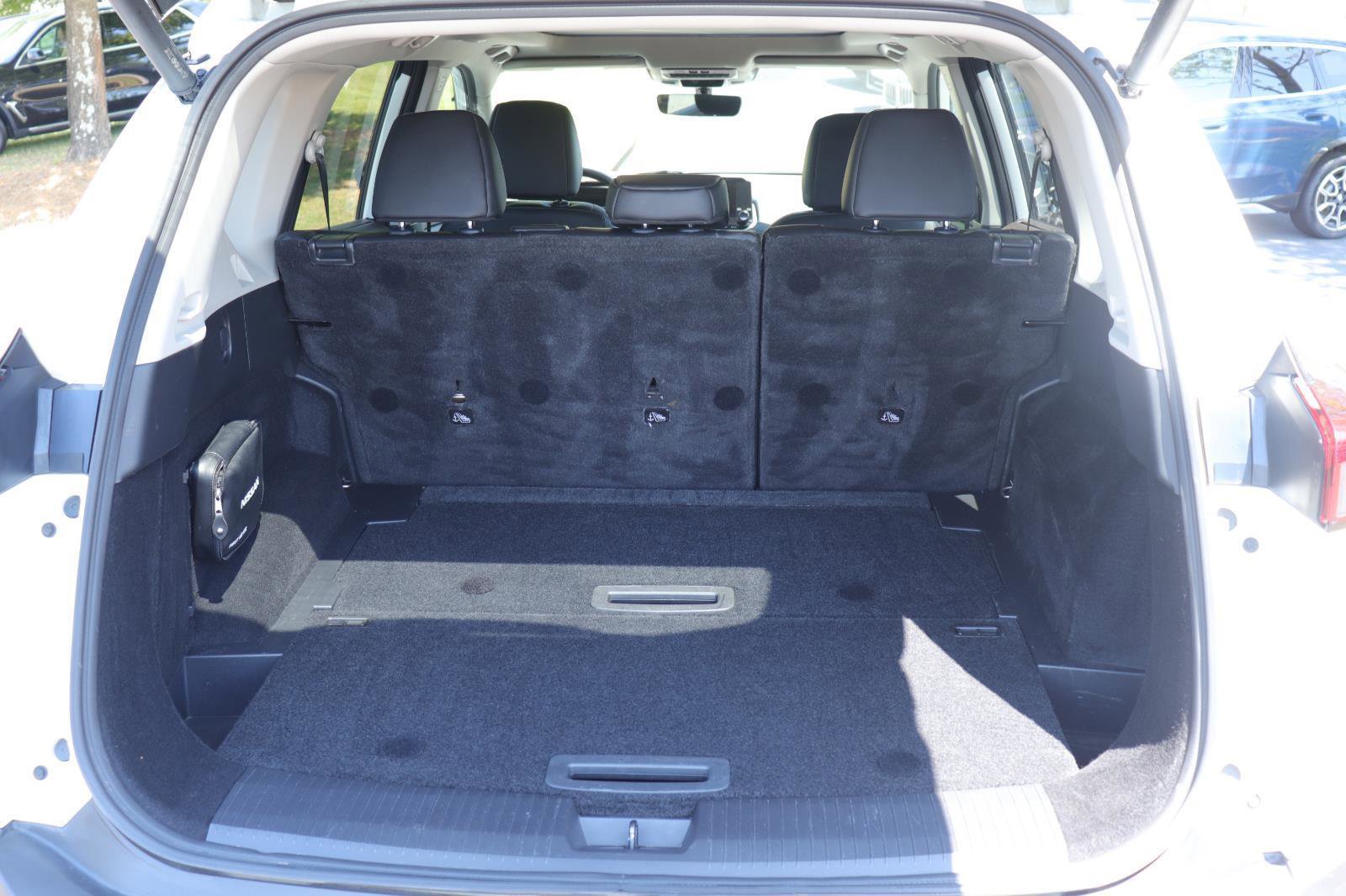 Used 2023 Nissan Rogue SL w/ SL Premium Package image 14