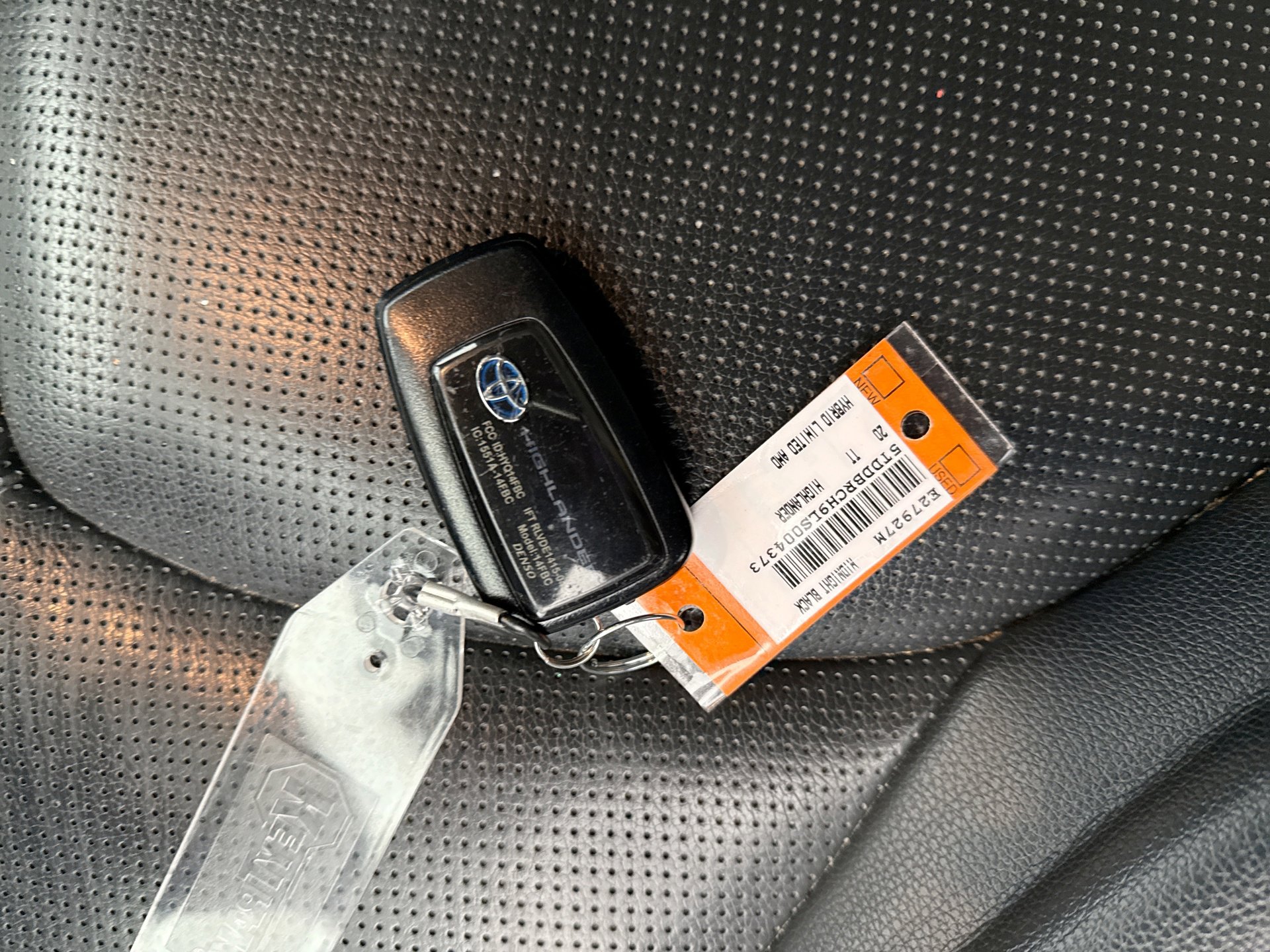 Used 2020 Toyota Highlander Limited image 12