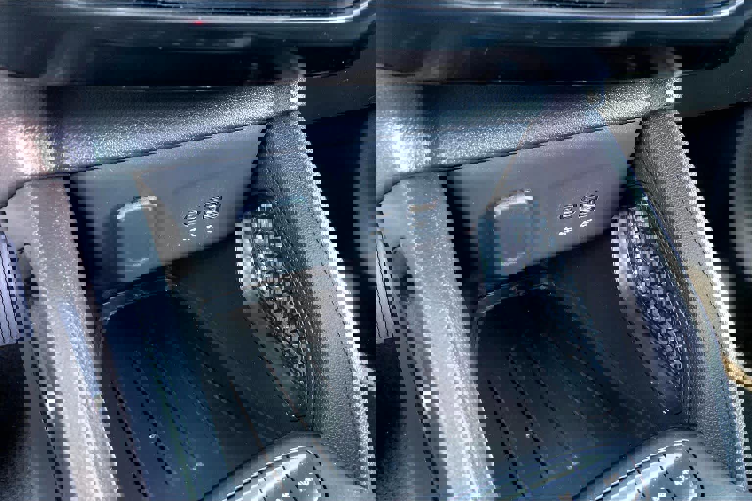 Used 2024 Chevrolet TrailBlazer LT w/ Driver Confidence Package image 31