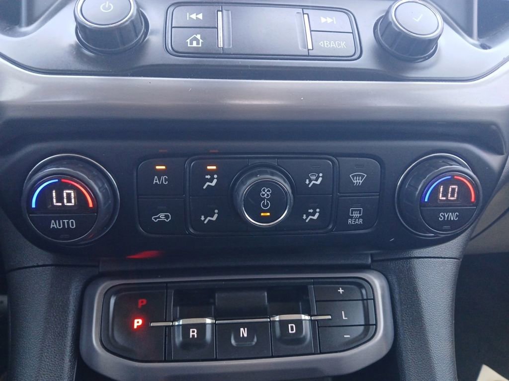 Used 2020 GMC Acadia AT4 w/ Driver Alert Package II image 22