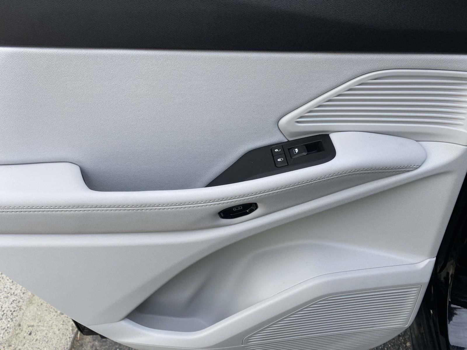 New 2026 Jeep Cherokee Laredo image 14