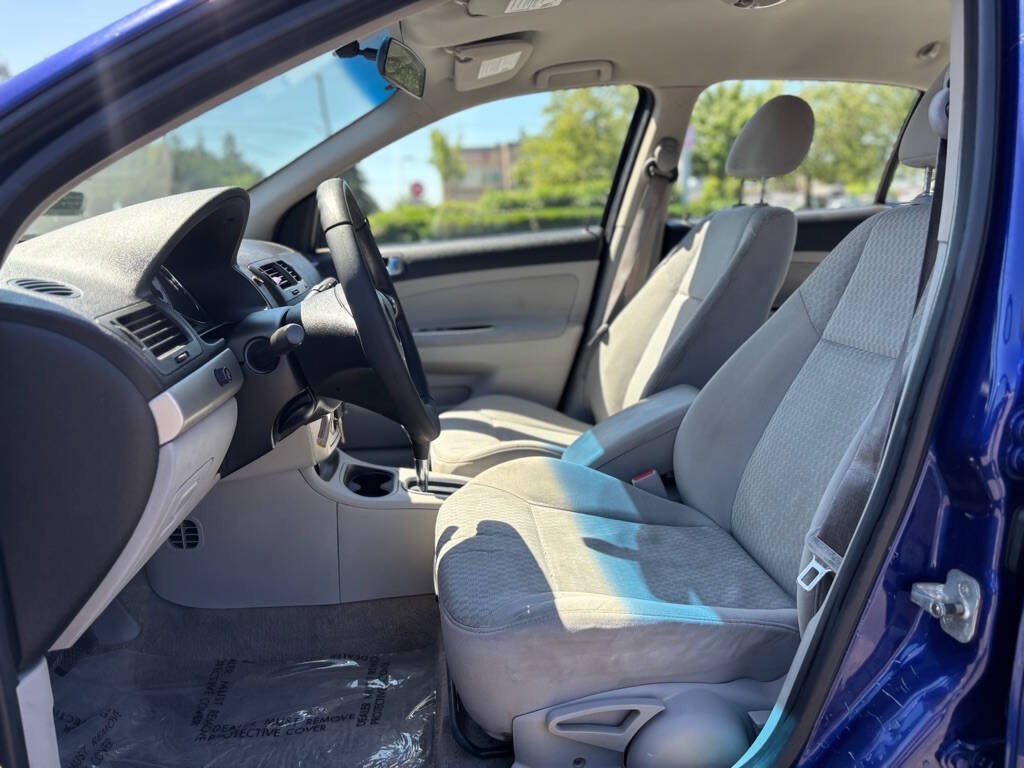Used 2007 Chevrolet Cobalt LT w/ Preferred Equipment Group FWD image 9
