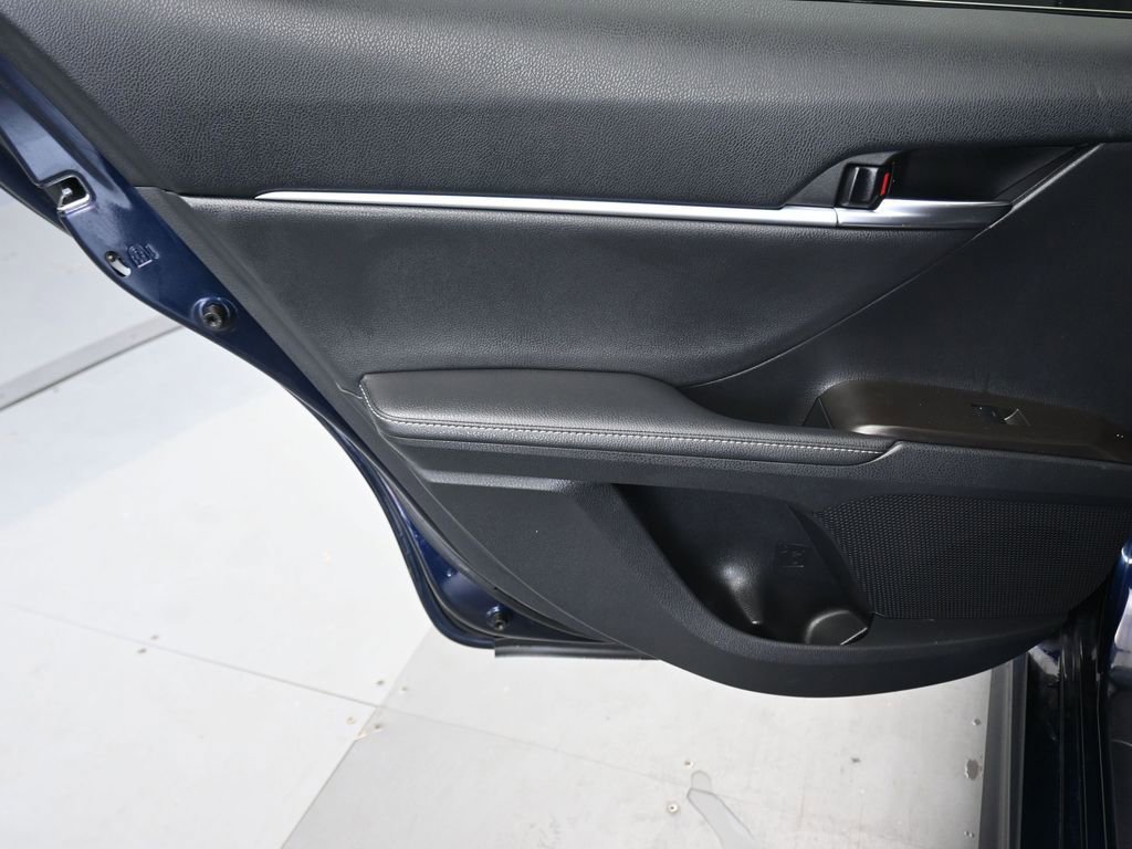 Used 2021 Toyota Camry XSE image 27