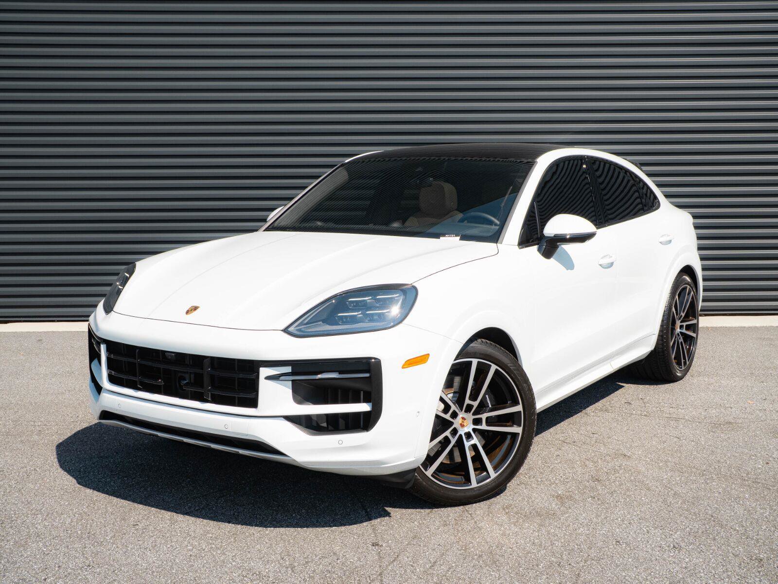 Used 2026 Porsche Cayenne GTS AWD/4WD image 1
