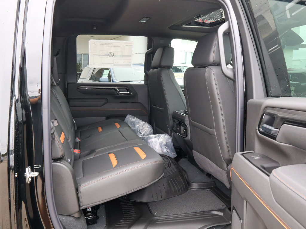 New 2026 GMC Sierra 3500 AT4 w/ AT4 Premium Plus Package AWD/4WD image 34