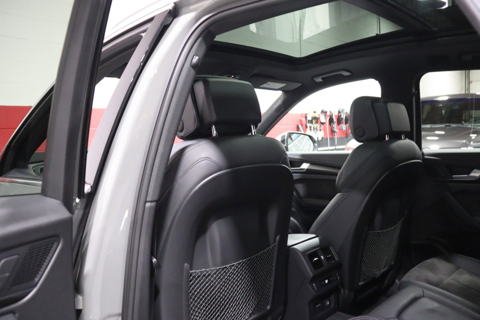 Used 2020 Audi SQ5 Premium Plus image 39