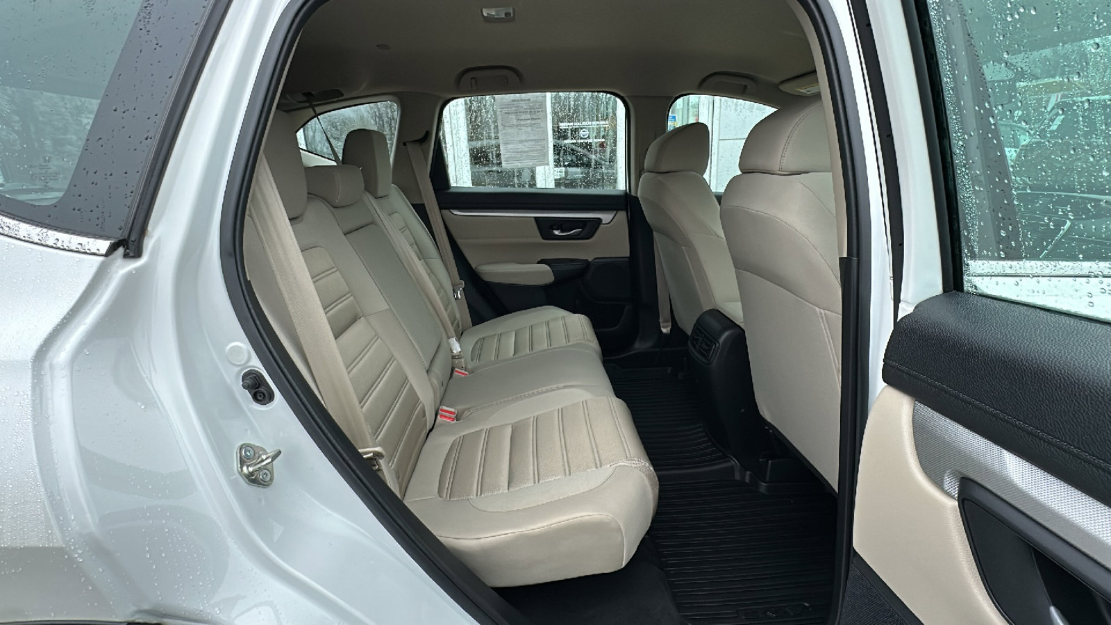 Used 2017 Honda CR-V LX image 25