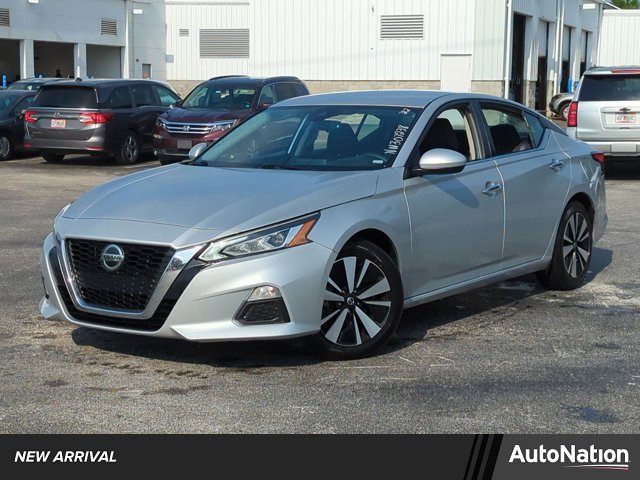 Used 2022 Nissan Altima 2.5 SV image 1
