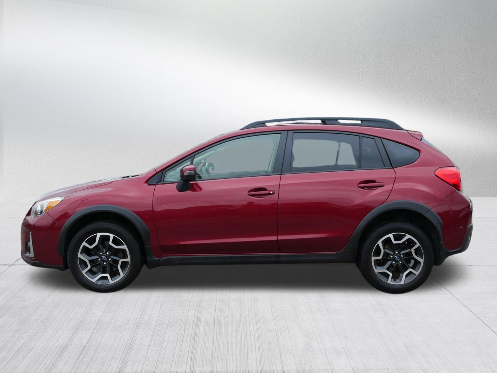 Used 2017 Subaru Crosstrek 2.0i Limited w/ Popular Package #2 AWD/4WD image 4