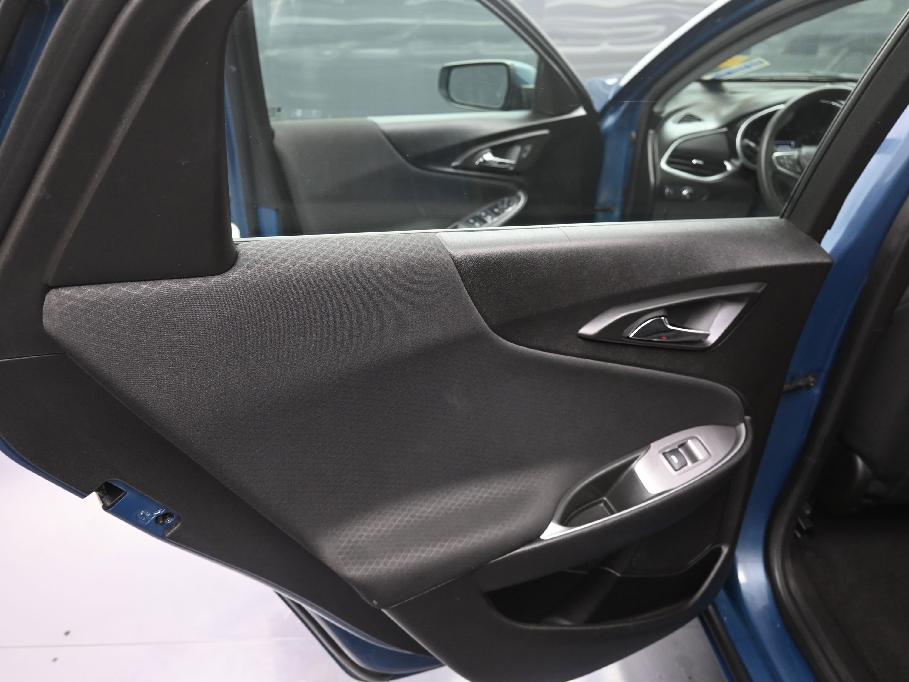 Used 2024 Chevrolet Malibu LT image 26