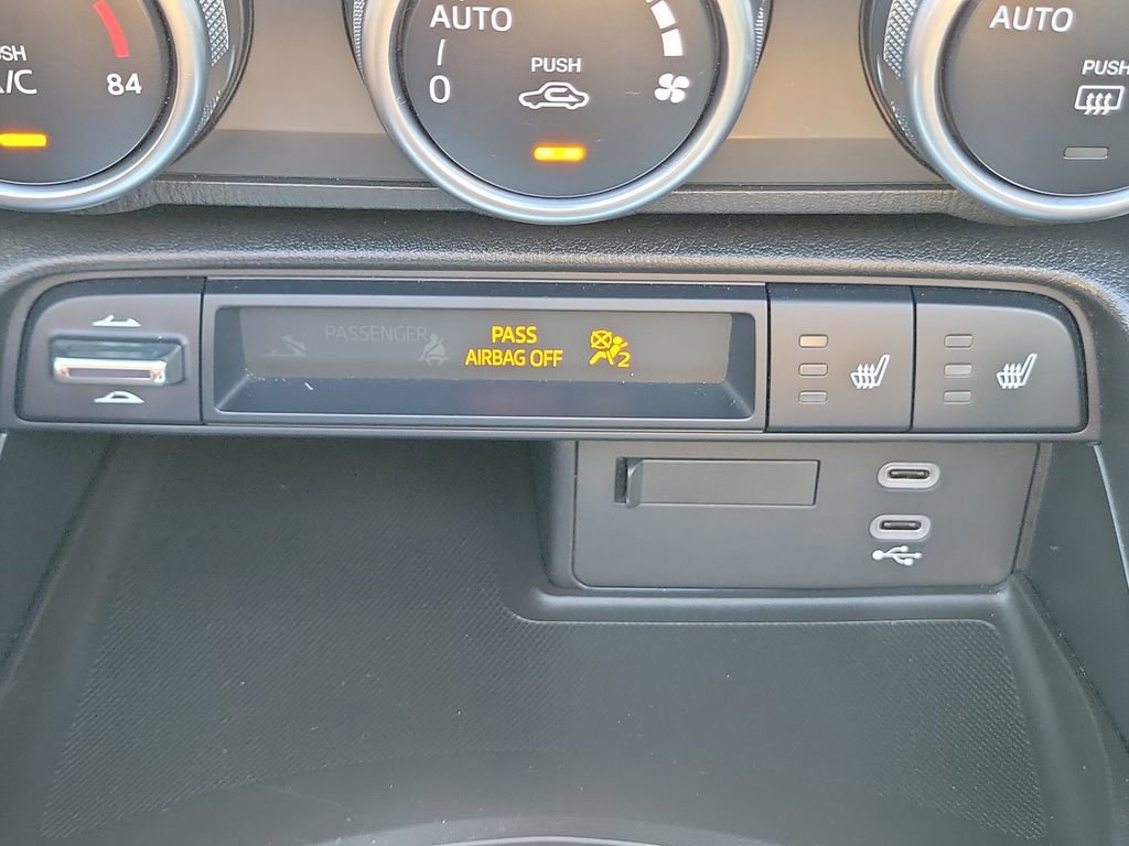 Used 2024 MAZDA MX-5 Miata RF Grand Touring image 31