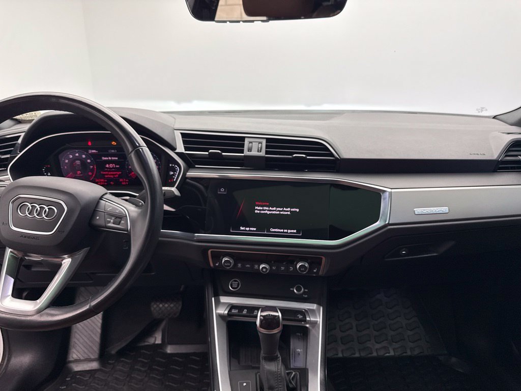 Certified 2024 Audi Q3 2.0T Premium Plus AWD/4WD image 34