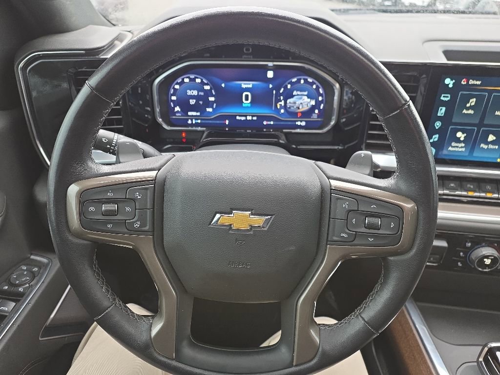 Used 2022 Chevrolet Silverado 1500 High Country w/ High Country Premium Package AWD/4WD image 21