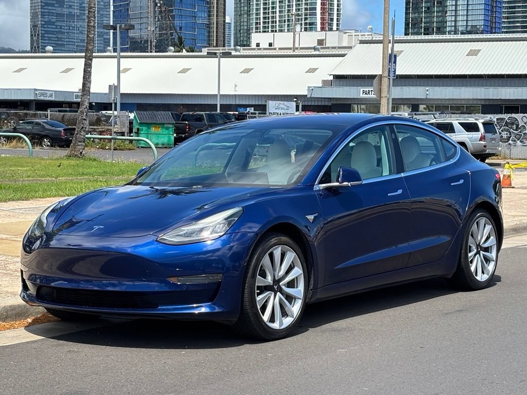 Used 2018 Tesla Model 3 Mid Range RWD image 1