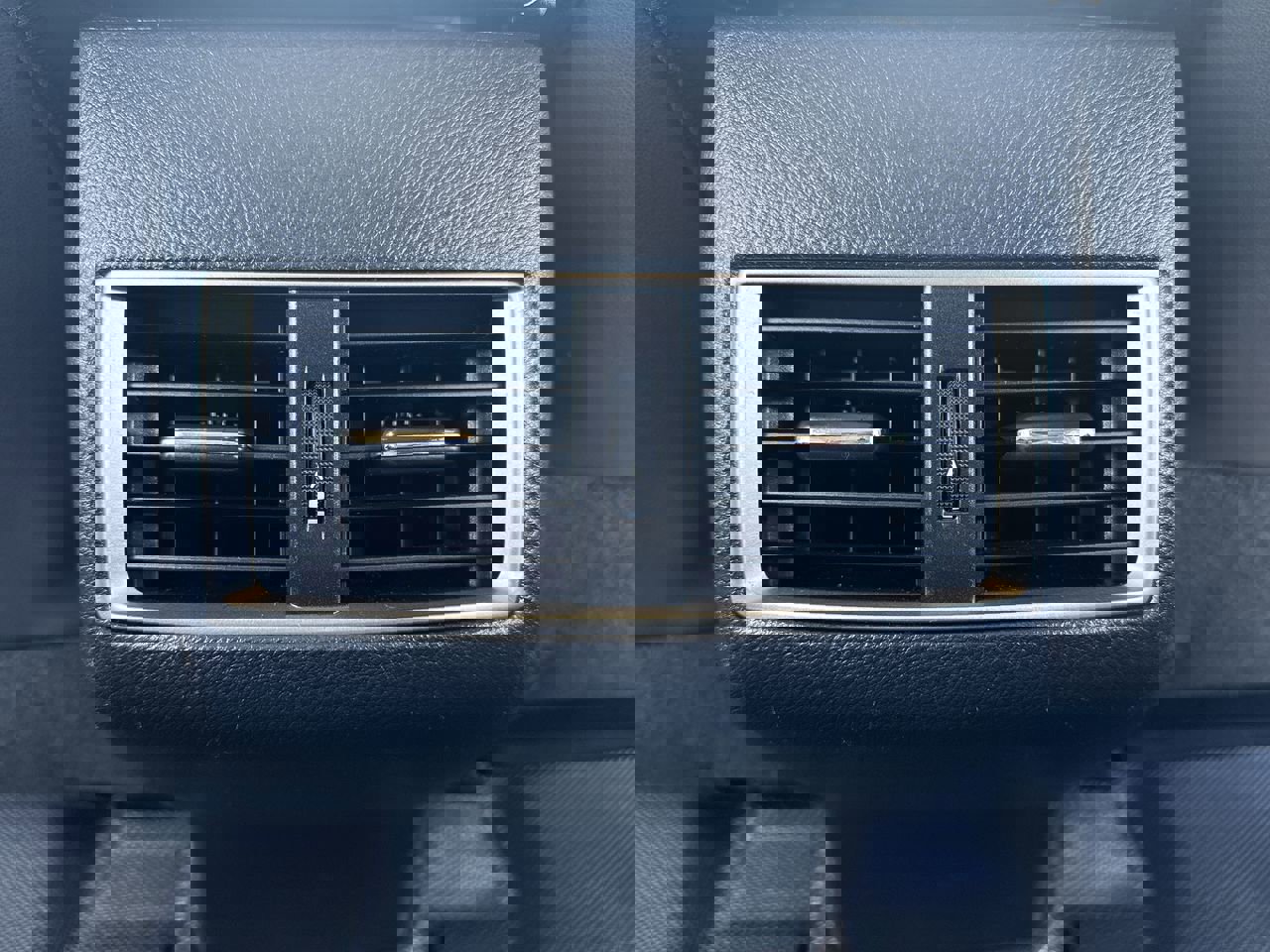 Used 2020 Lexus NX 300h 300h 4D Sport Utility image 20