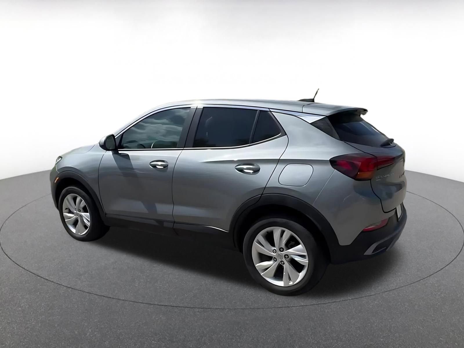 Used 2025 Buick Encore GX Preferred image 10