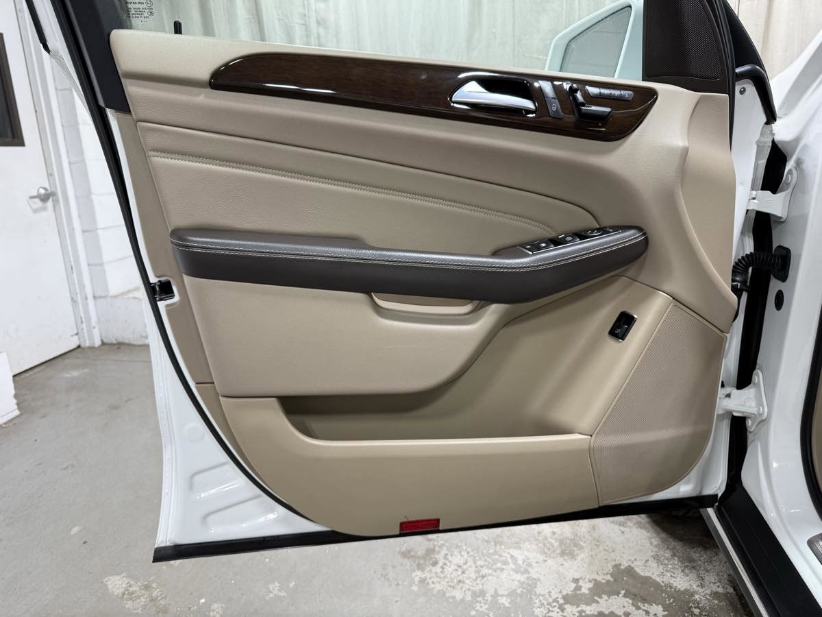 Used 2015 Mercedes-Benz ML 350 4MATIC image 8