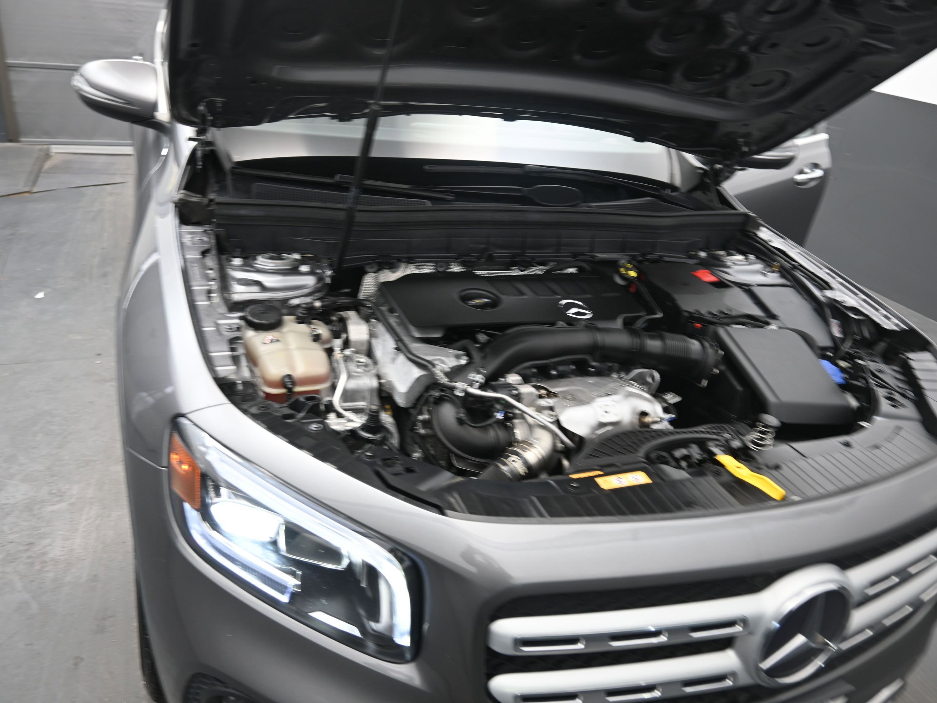 Used 2023 Mercedes-Benz GLB 250 GLB 250 image 21