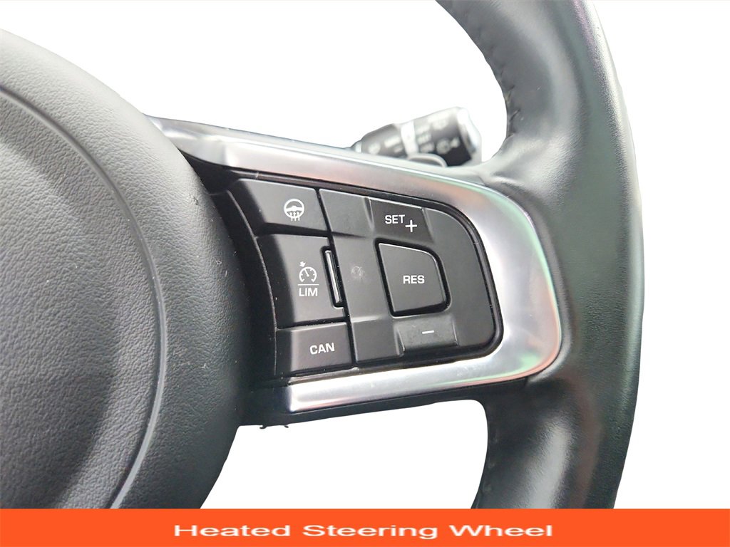 Used 2018 Jaguar F-PACE Prestige image 36