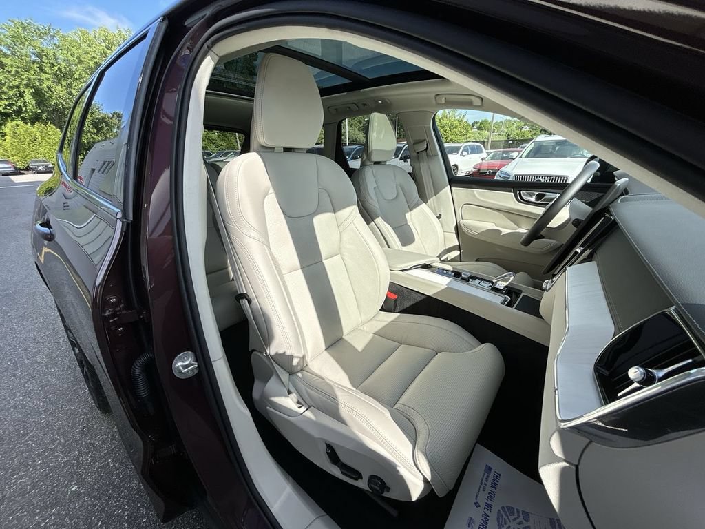 New 2026 Volvo XC60 B5 Ultra w/ Climate Package AWD/4WD image 25