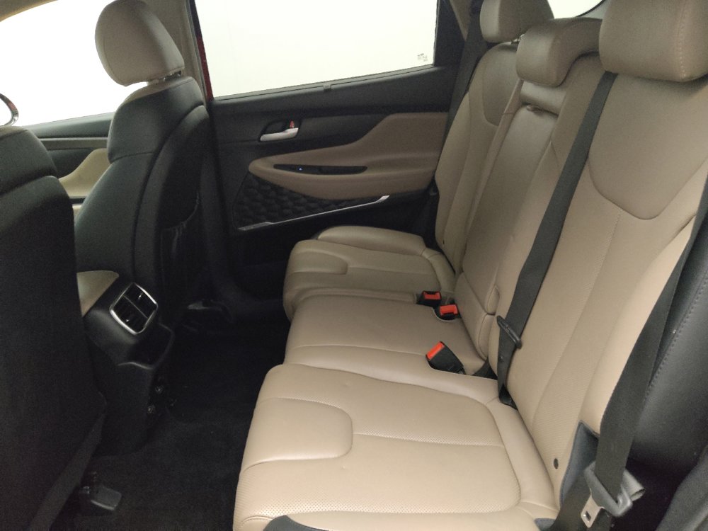 Used 2019 Hyundai Santa Fe Limited image 18