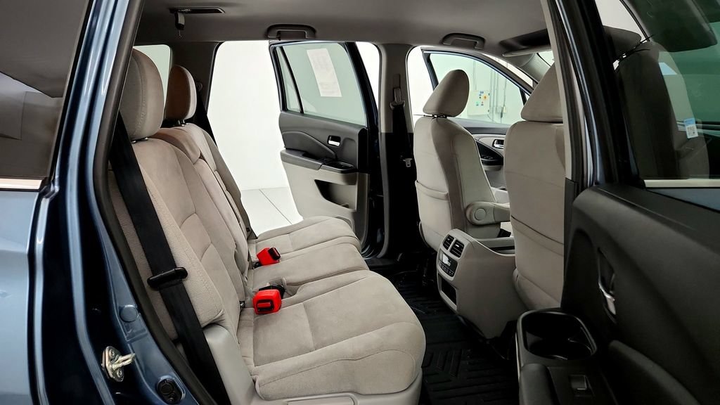 Used 2019 Honda Pilot EX image 18