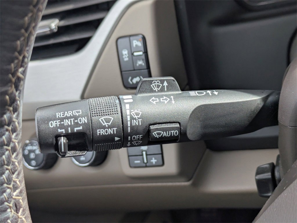 Used 2019 GMC Yukon SLT w/ Open Road Package image 32