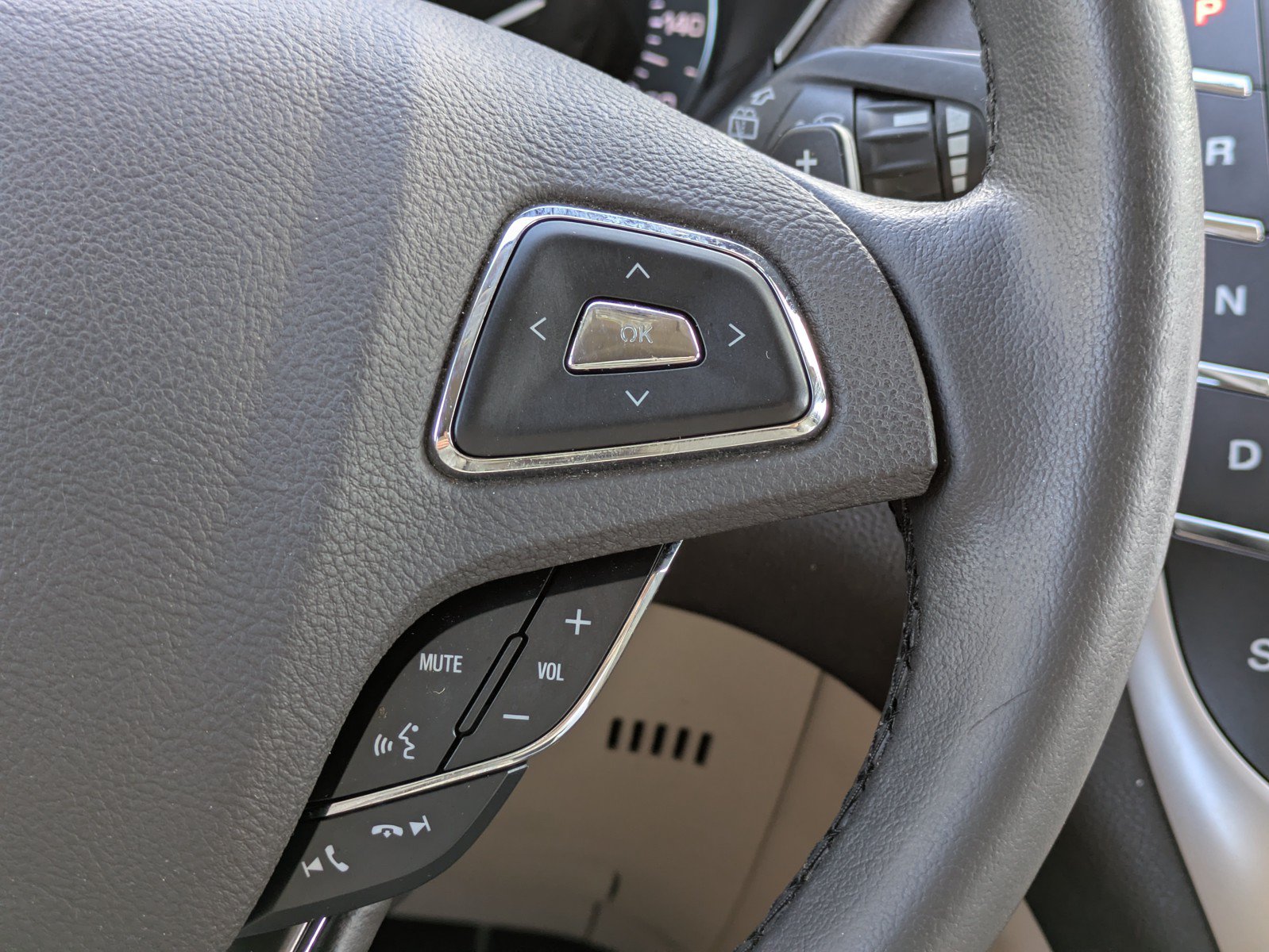 Used 2017 Lincoln MKC Premiere FWD image 22