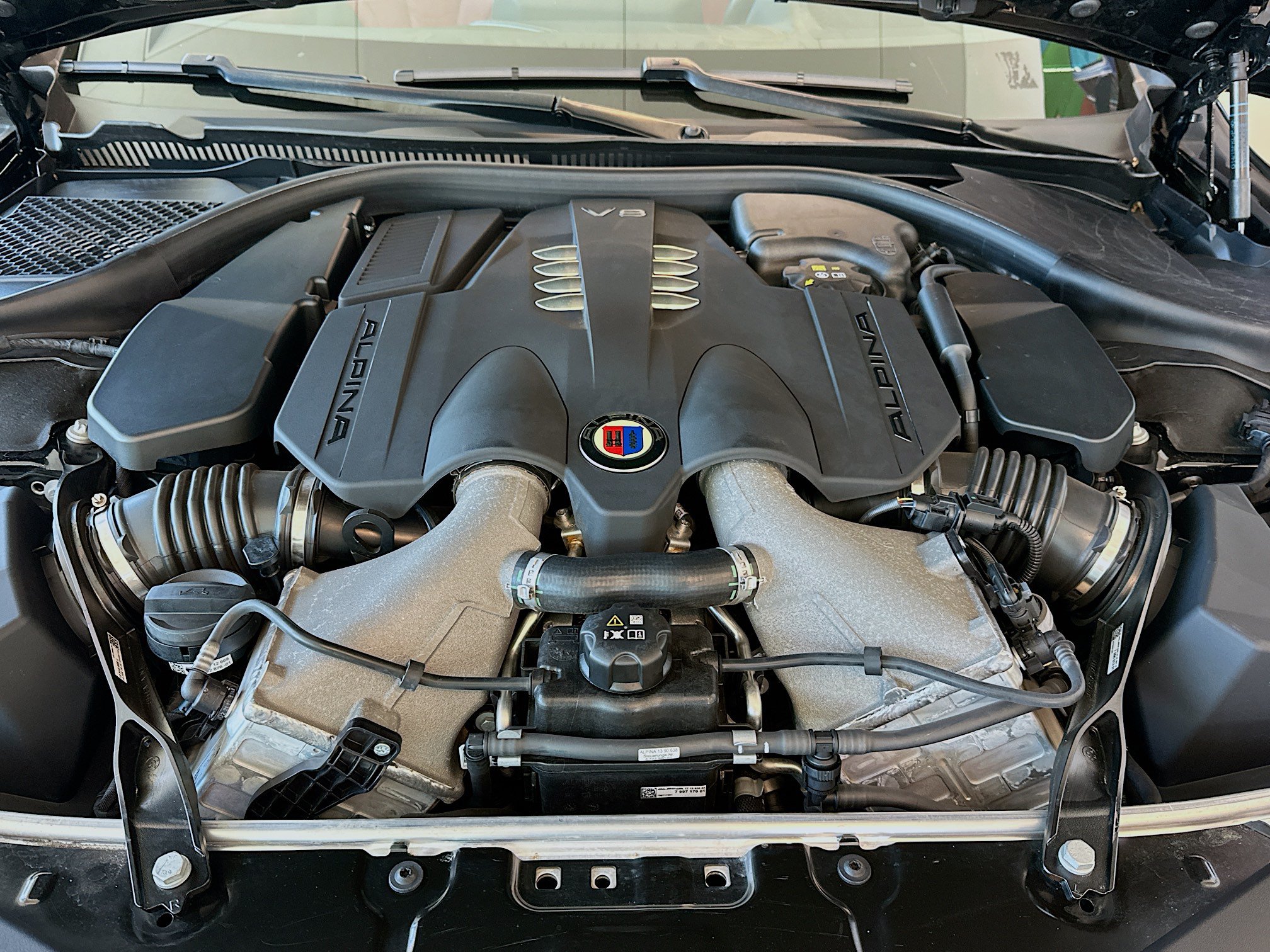 Used 2023 BMW ALPINA B8 xDrive Gran Coupe AWD/4WD image 26