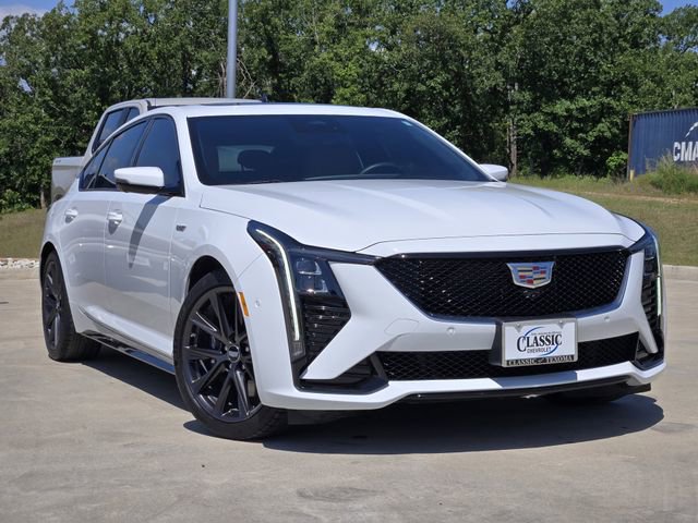 Used 2025 Cadillac CT5 V RWD image 1