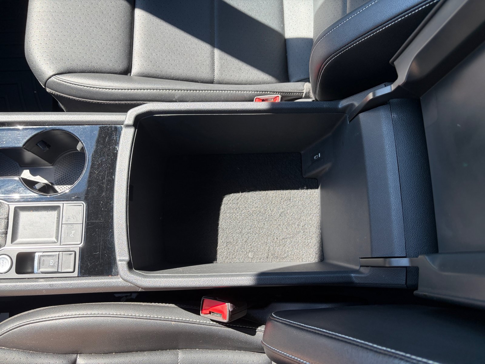 Used 2022 Volkswagen Atlas SE w/ Panoramic Sunroof Package FWD image 15