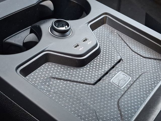 Certified 2024 BMW iX xDrive50 w/ Premium Package image 25