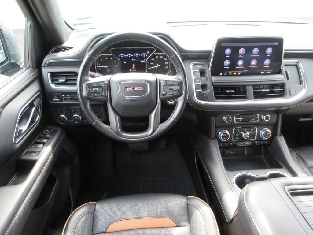 Used 2021 GMC Yukon XL AT4 w/ Technology Package AWD/4WD image 16