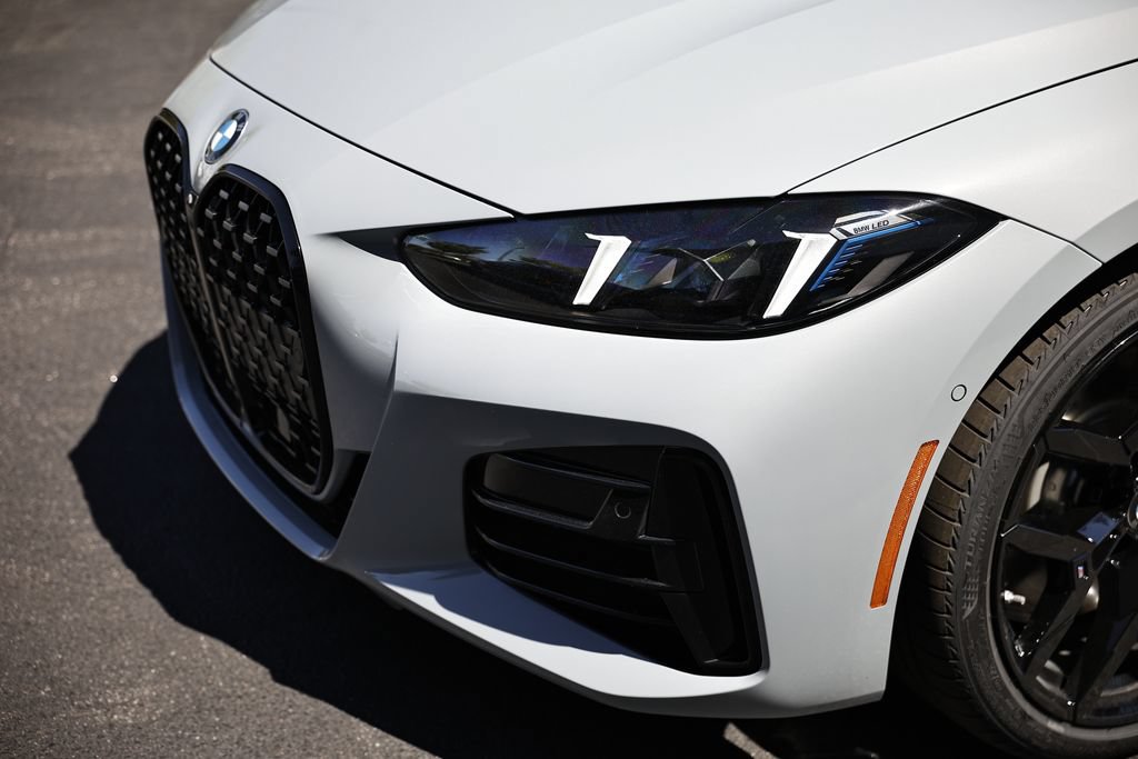 New 2026 BMW 430i Coupe w/ M Sport Package RWD image 12