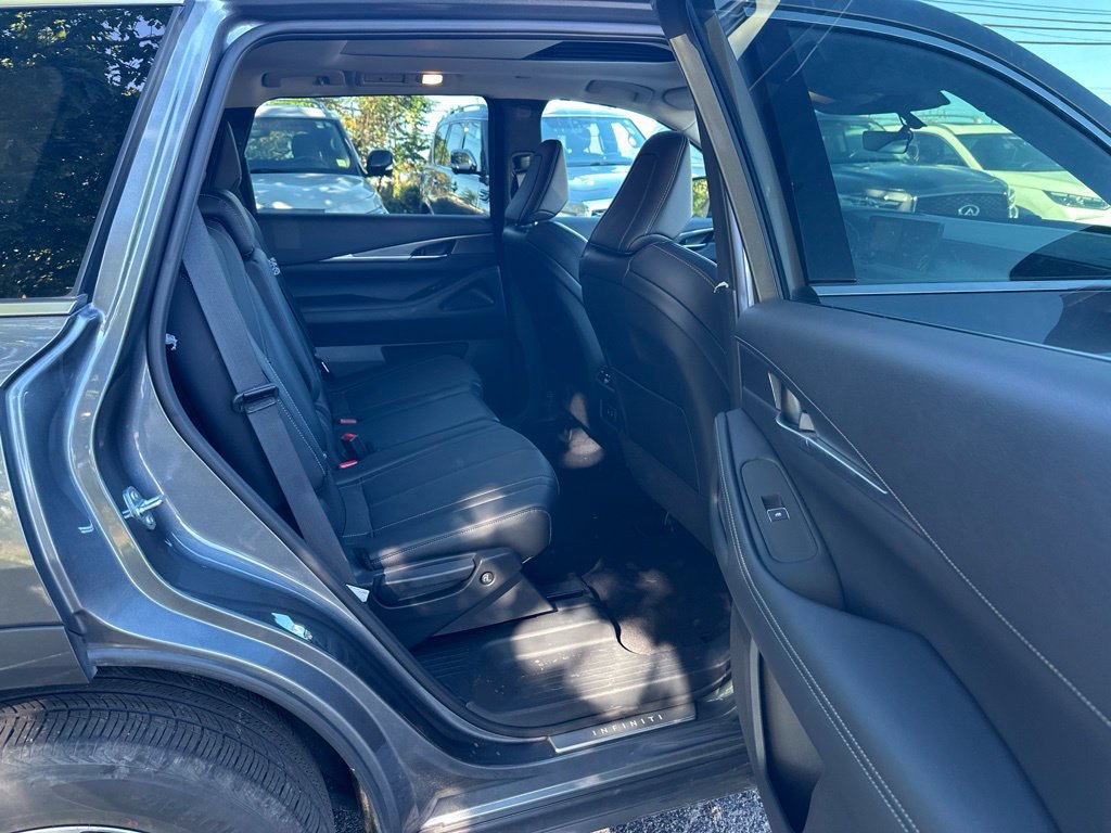 Certified 2026 INFINITI QX60 Pure w/ Cargo Package AWD/4WD image 37
