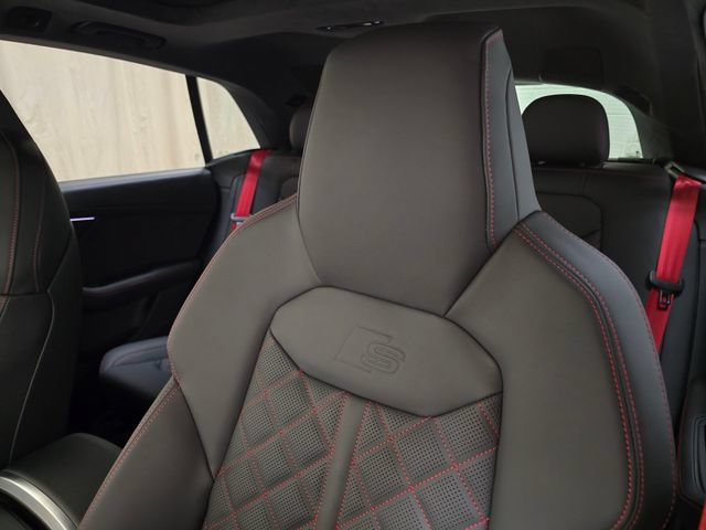New 2027 Audi SQ8 Prestige AWD/4WD image 16