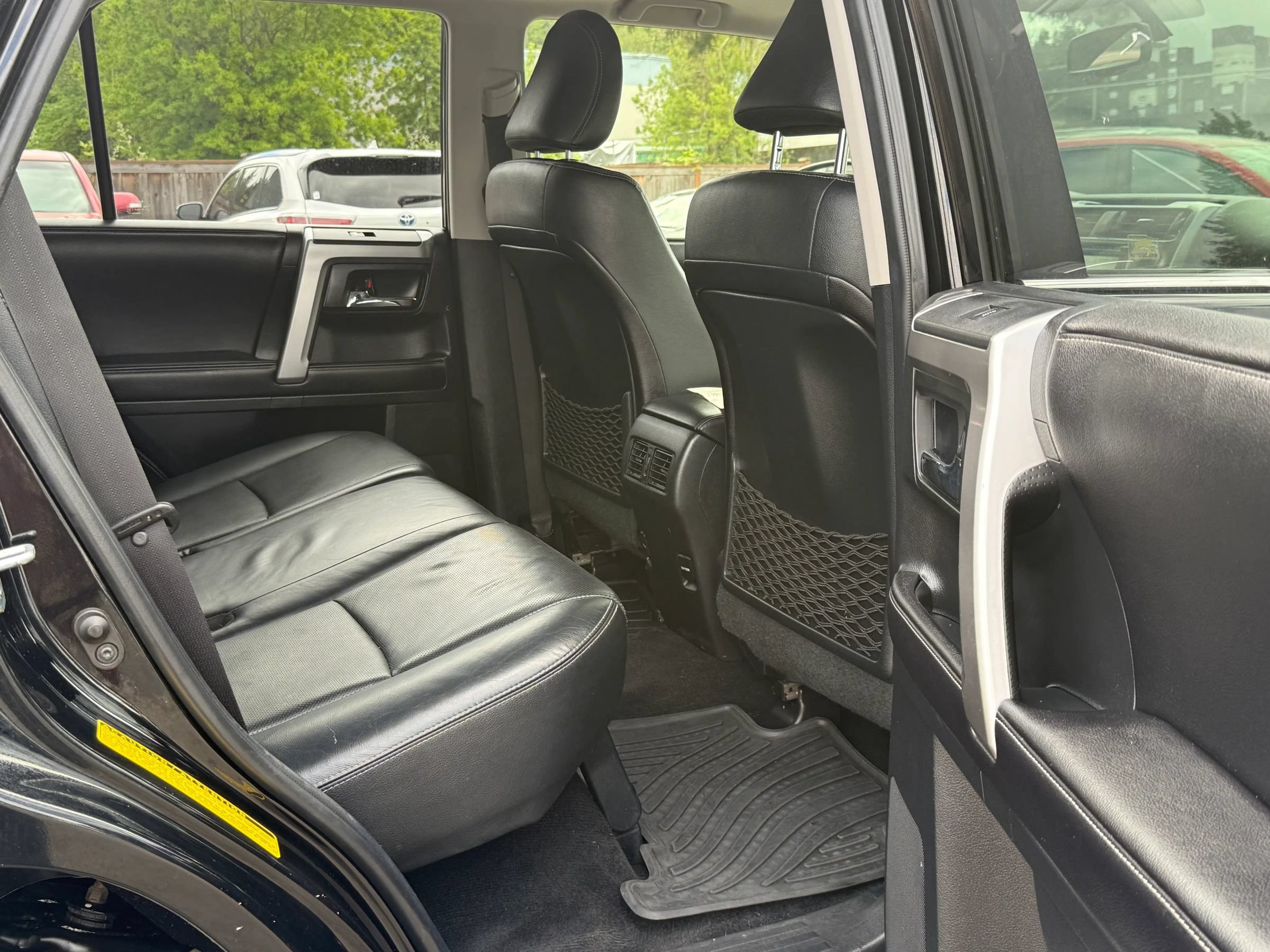 Used 2016 Toyota 4Runner Limited AWD/4WD image 25