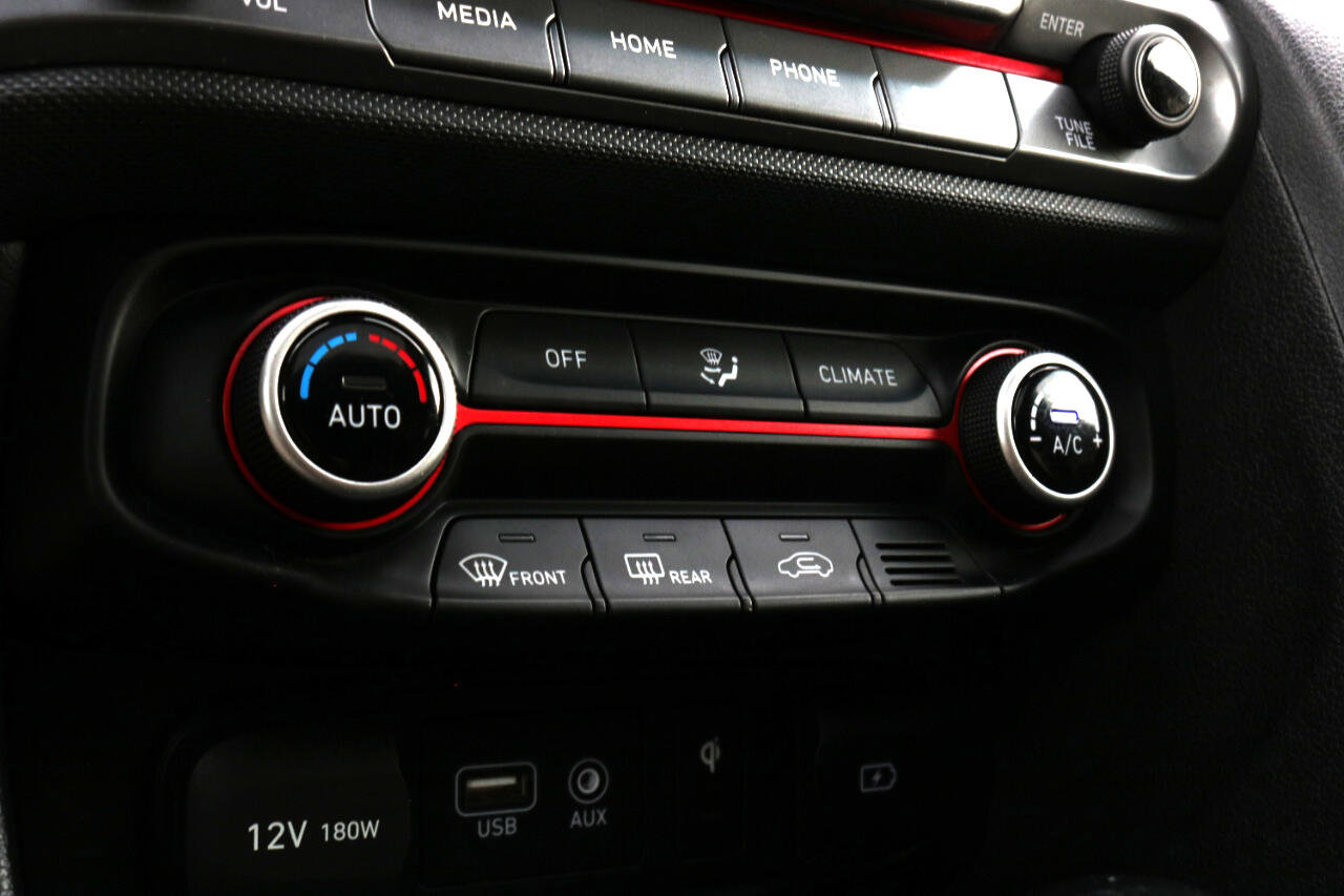 Used 2020 Hyundai Veloster 2.0 Premium image 29