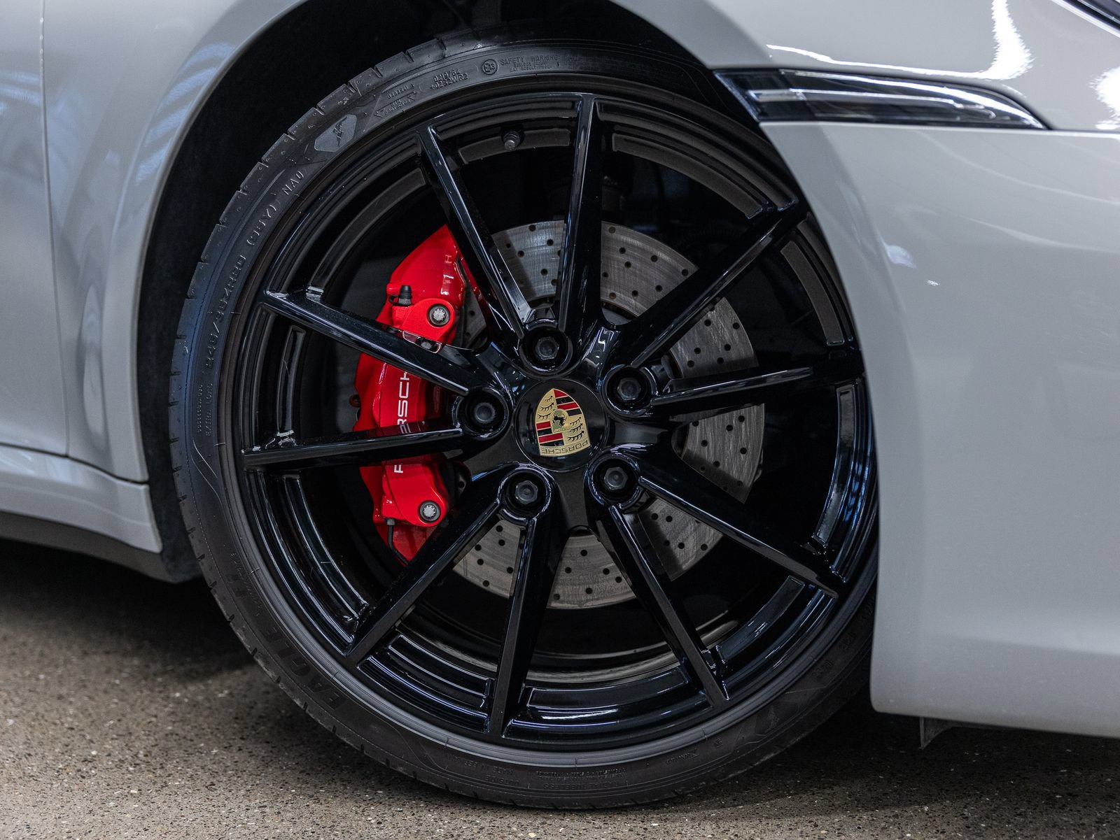 Certified 2022 Porsche 911 Carrera S RWD image 17