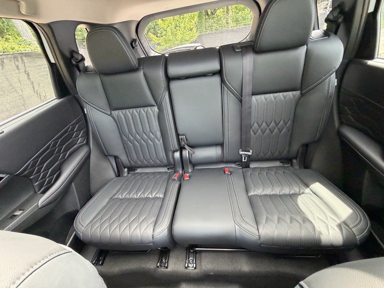 New 2026 Mitsubishi Outlander SEL AWD/4WD image 37