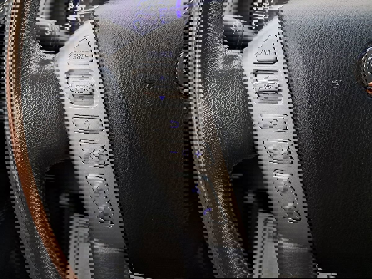 Used 2017 INFINITI QX80 4WD w/ Driver Assistance Package image 10