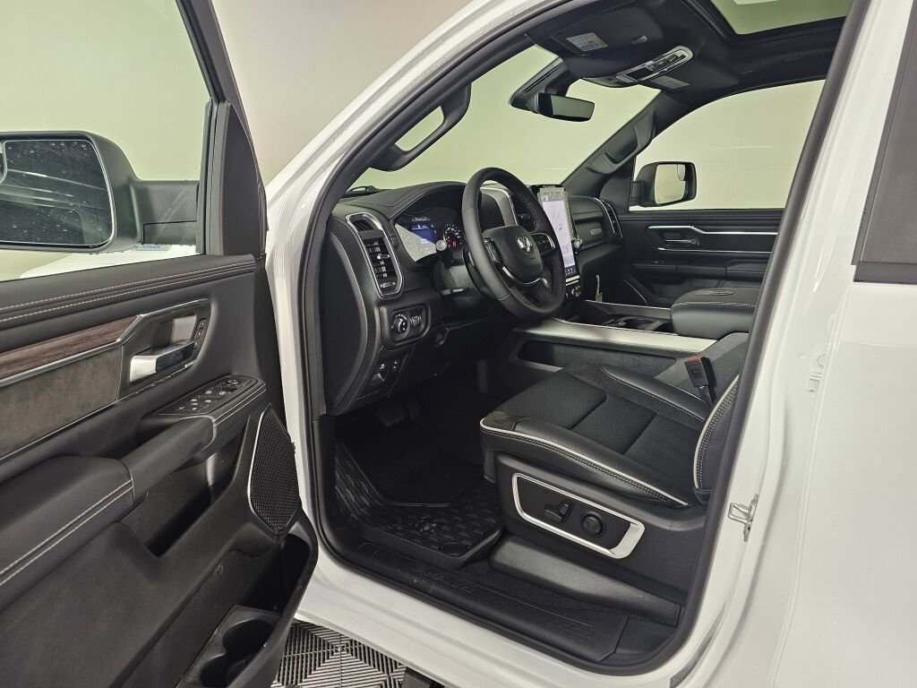 New 2026 RAM 1500 Laramie w/ Laramie Preferred Package AWD/4WD image 22