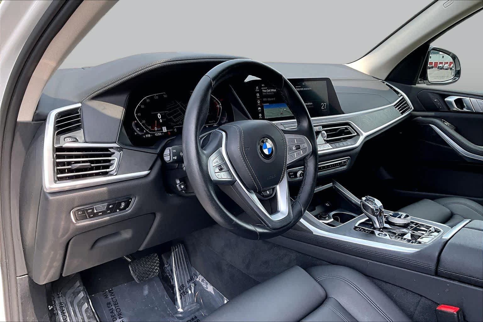 Used 2022 BMW X7 xDrive40i w/ Executive Package AWD/4WD image 25