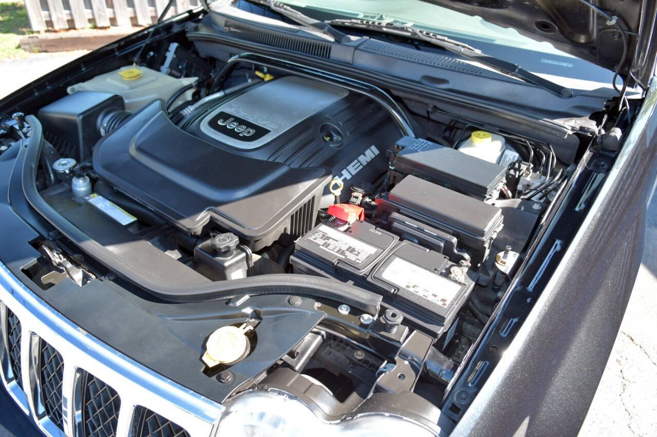Used 2008 Jeep Grand Cherokee Overland w/ Mopar Chrome Edition Group AWD/4WD image 23